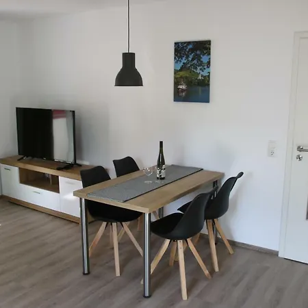Und - Haus Budinger Alf